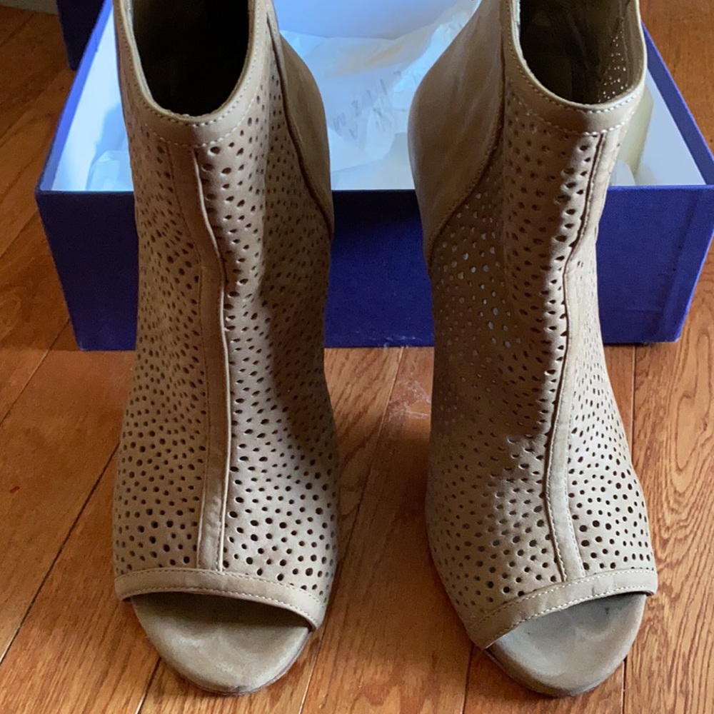 Stuart Weitzman Booties - image 6